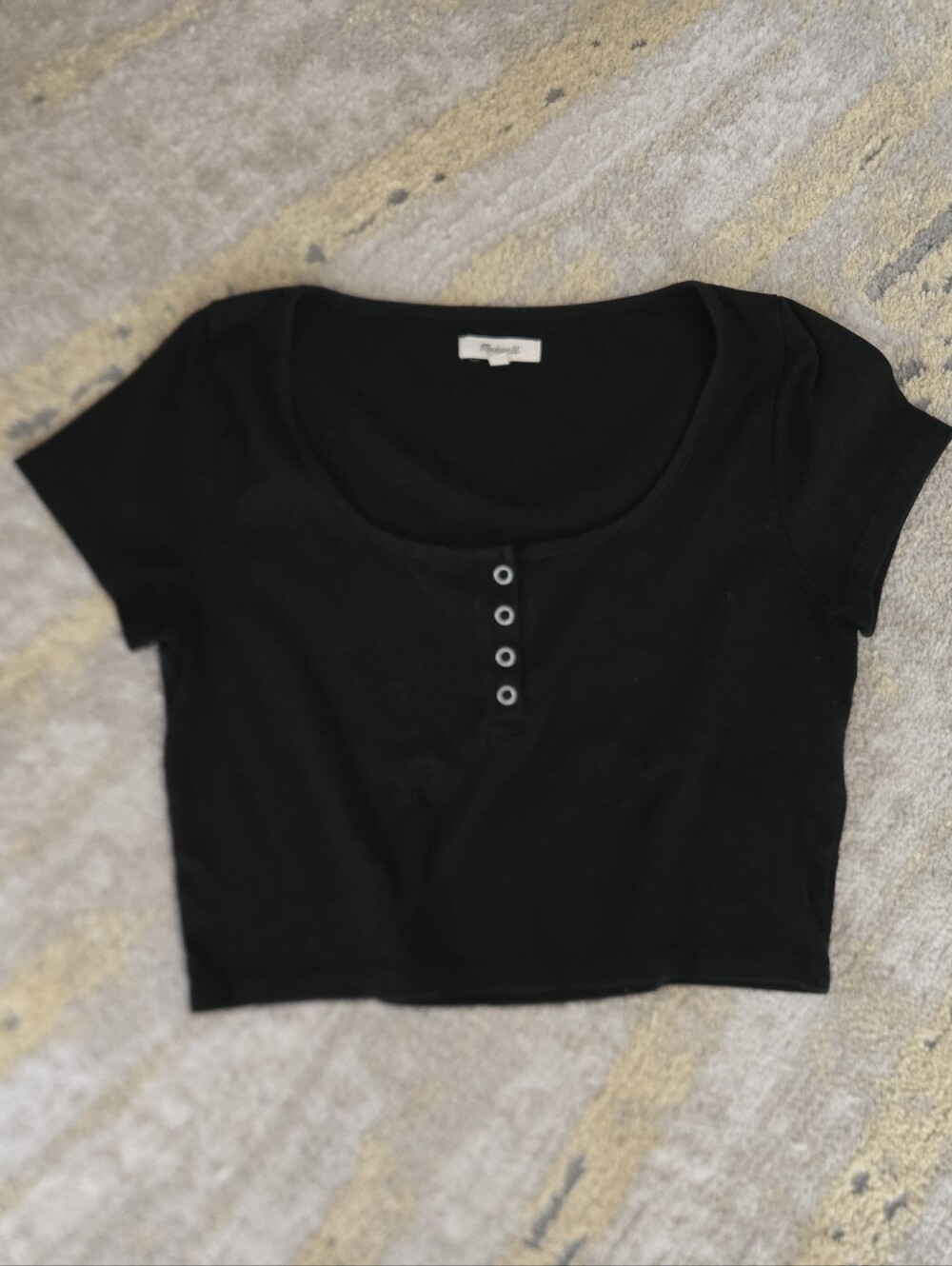 Madewell Black Scoop-Neck Crop Tee with Front Henley Buttons
